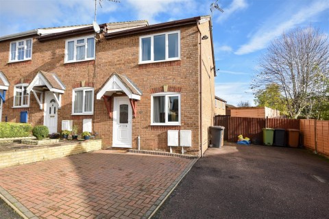 View Full Details for Hatfield Close, Wellingborough