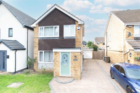 View Full Details for 24 Roses Close, Wollaston