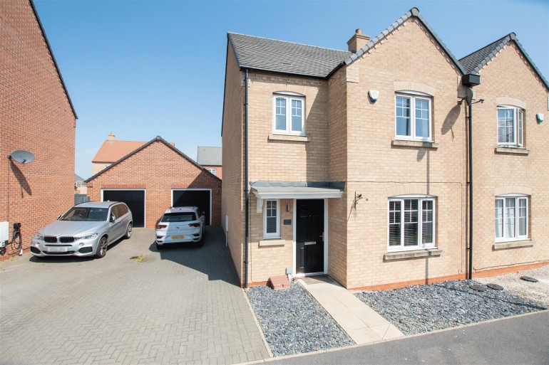 Cottesbrooke Way, Raunds, Wellingborough