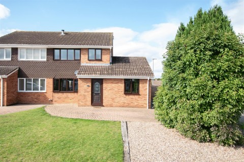 View Full Details for Torrington Crescent, Wellingborough